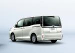 Toyota Voxy 2015 года